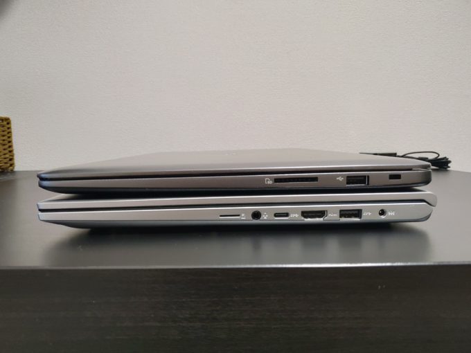 VivoBook 15 X512FA　外観比較2