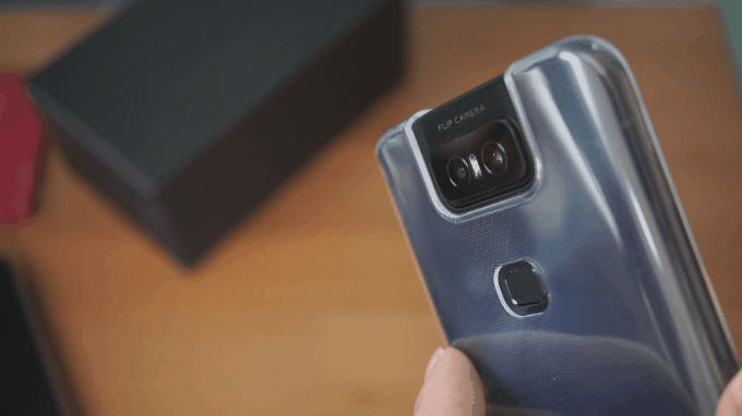 ZenFone 6 フリップカメラの可動