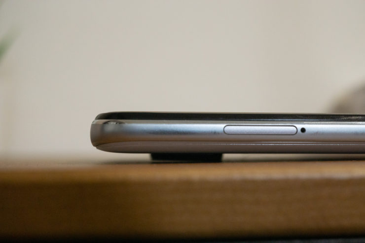 Xiaomi Redmi Note 9S　カメラ接地面